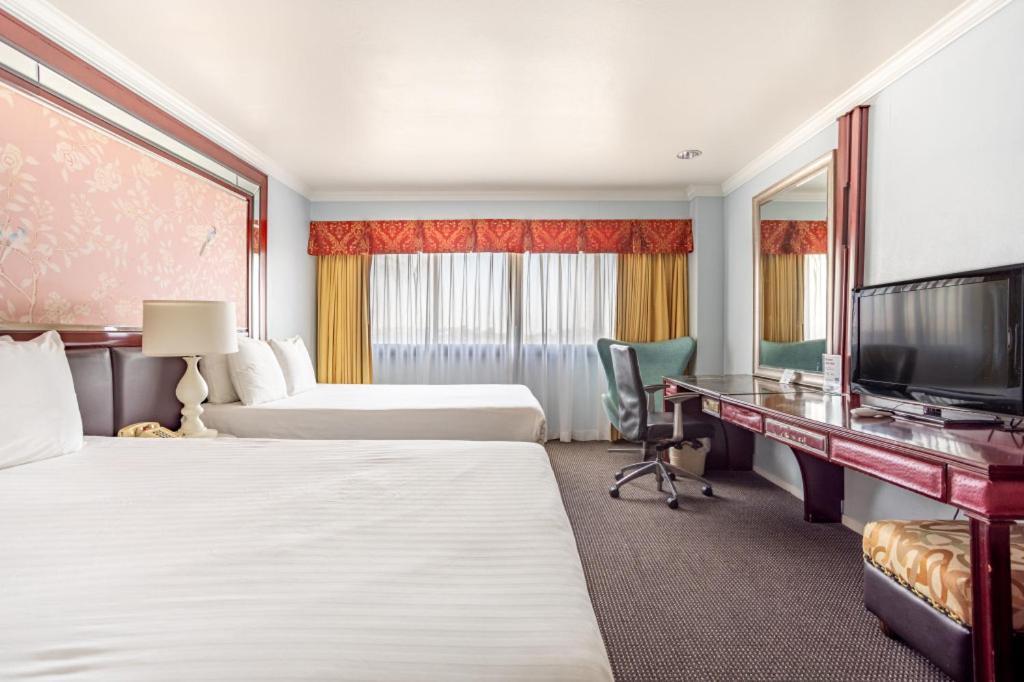 Koxie Hotel 3*